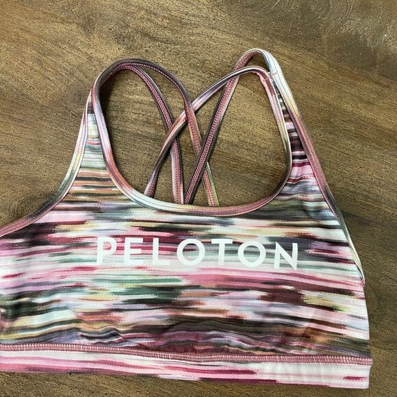 PELOTON Wear It to Heart Womens Sports Bra Size Small Spin‎ Bike Cycling - Picture 1 of 4